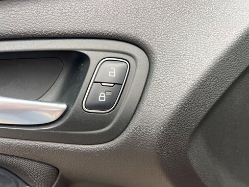 Used 2016 Ford Focus SE w/ SE Power Seat Package image 22