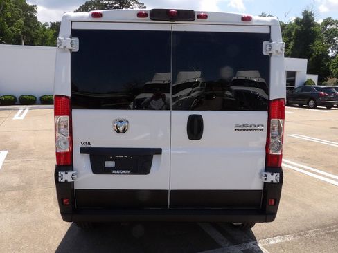 Used 2025 RAM ProMaster 2500 w/ U-Haul Equipment Group FWD image 3