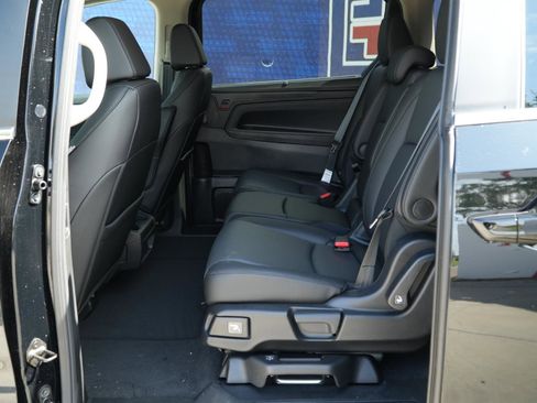 New 2026 Honda Odyssey EX-L image 18
