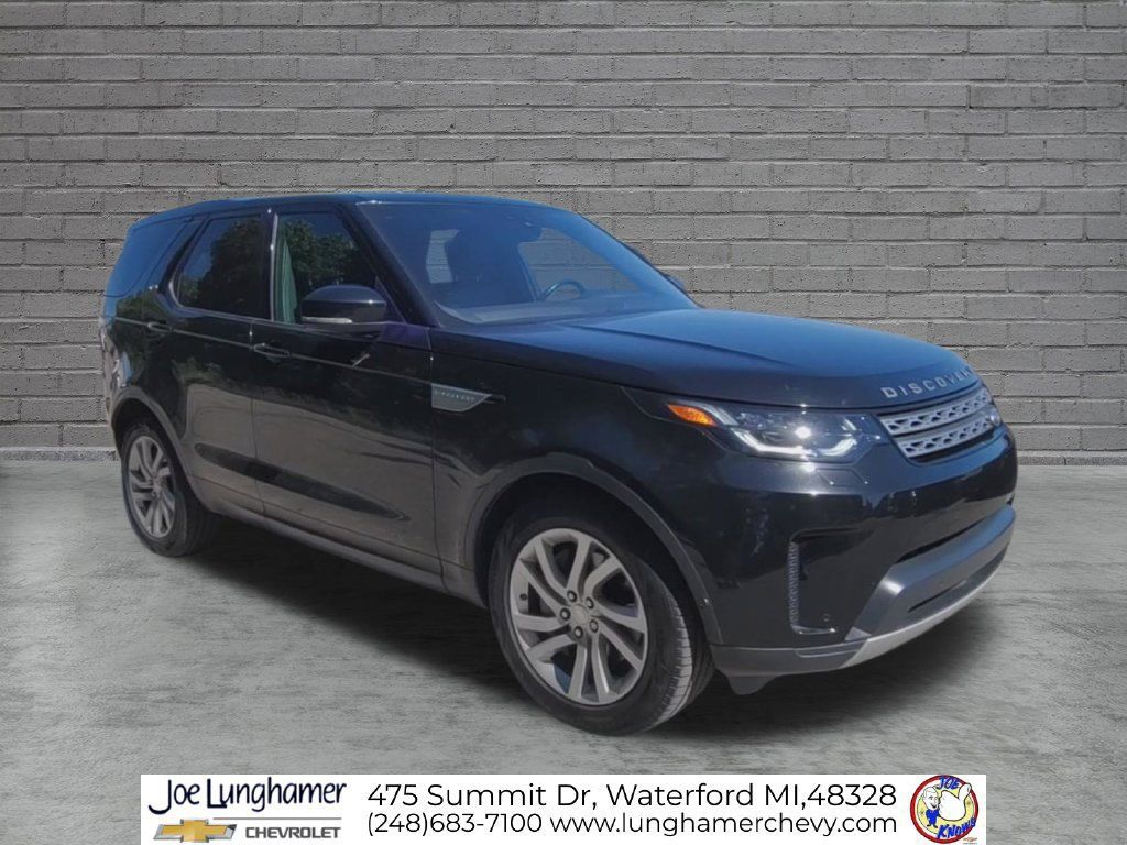 Used 2019 Land Rover Discovery HSE AWD/4WD image 2