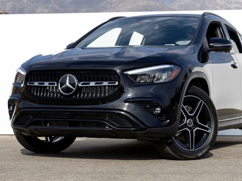 Certified 2026 Mercedes-Benz GLA 250 4MATIC image 2
