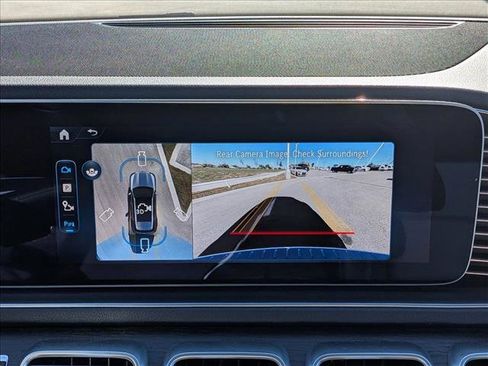 Used 2025 Mercedes-Benz GLE 350 4MATIC image 13