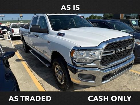 Used 2019 RAM 2500 Tradesman w/ Chrome Appearance Group AWD/4WD image 2