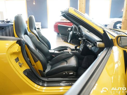 Used 2006 Porsche 911 Carrera 4S image 34