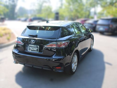Used 2016 Lexus CT 200h FWD image 11