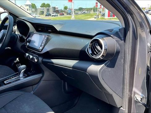 Used 2024 Nissan Kicks SV FWD image 22