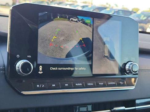 Used 2025 Mitsubishi Outlander SE image 33