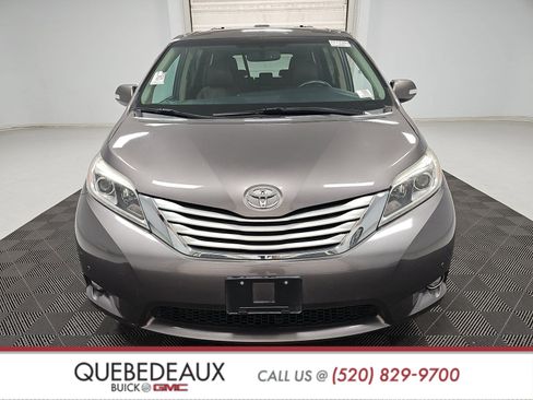 Used 2016 Toyota Sienna Limited image 2