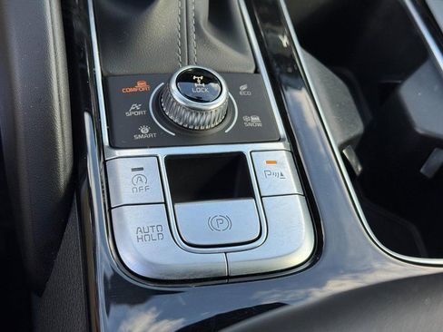 Used 2025 Kia Telluride S image 24