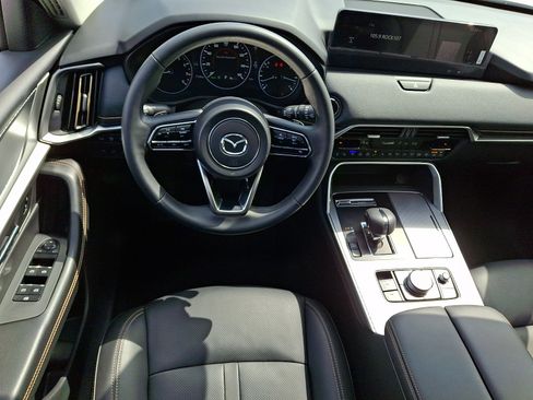 Certified 2026 MAZDA CX-90 3.3 Turbo w/ Preferred Package AWD/4WD image 12