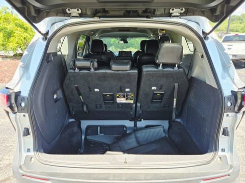 Used 2021 Toyota Sienna LE FWD image 9