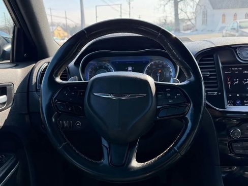 Used 2021 Chrysler 300 S image 21
