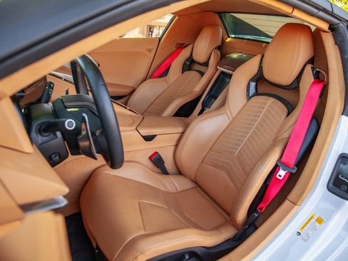 Used 2021 Chevrolet Corvette Stingray Premium Conv w/ Z51 Performance Package image 13