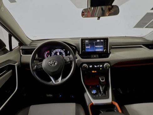 Used 2020 Toyota RAV4 Adventure image 30