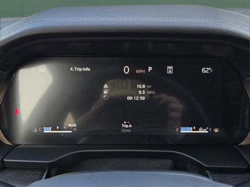 New 2026 Jeep Grand Cherokee Limited RWD image 9