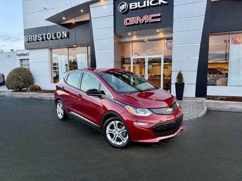 Used 2021 Chevrolet Bolt LT image 3