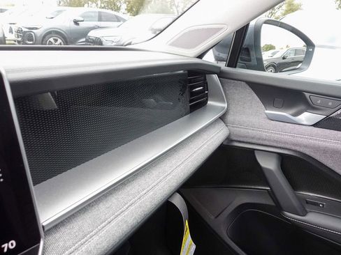 New 2026 Volkswagen Tiguan S image 21