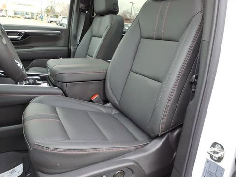 New 2026 Chevrolet Suburban RST w/ Advanced Technology Package AWD/4WD image 6