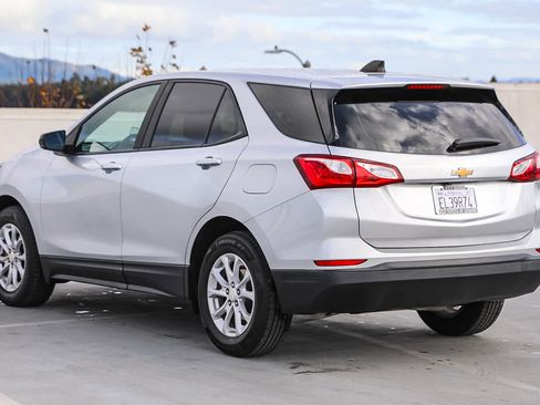 Used 2021 Chevrolet Equinox LS image 7