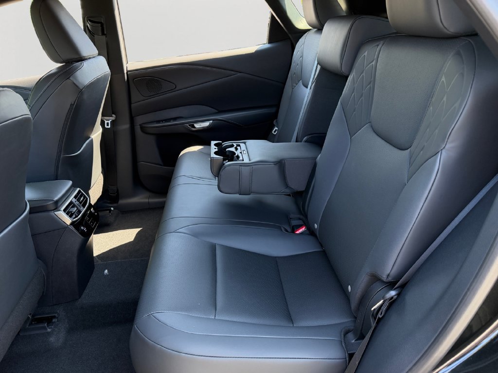 New 2026 Lexus RX 350 Premium w/ Accessory Package (Z1) AWD/4WD image 8