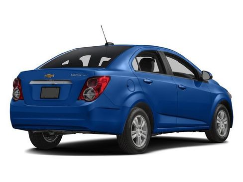 Used 2016 Chevrolet Sonic LT w/ Driver Confidence Package FWD image 2