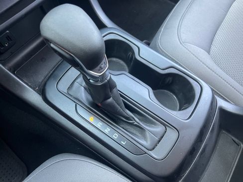Used 2022 Chevrolet Colorado W/T w/ Custom Special Edition RWD image 29