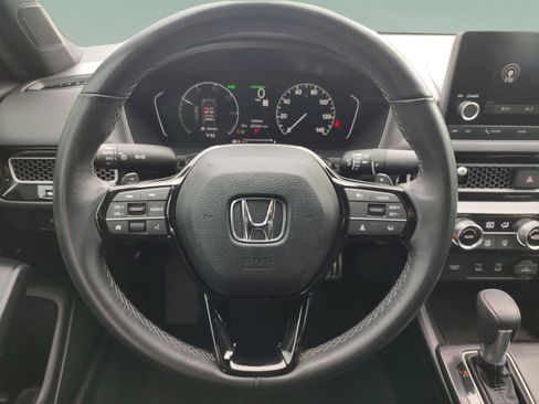 Used 2025 Honda Civic Sport image 11