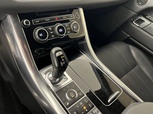 Used 2015 Land Rover Range Rover Sport Supercharged image 30