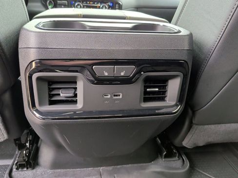 New 2026 Chevrolet Silverado 2500 ZR2 AWD/4WD image 42
