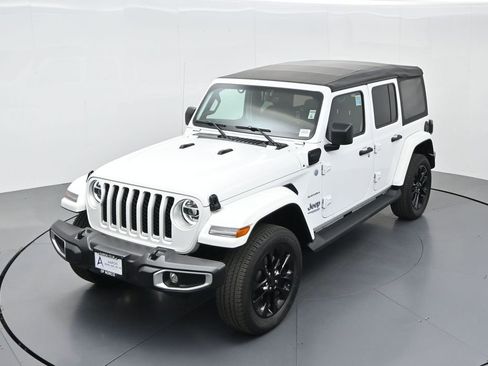 Used 2021 Jeep Wrangler Unlimited Sahara w/ Cold Weather Group image 55