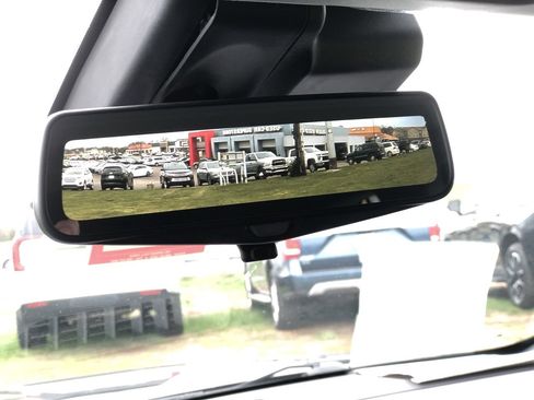 Used 2020 Cadillac Escalade Luxury image 35