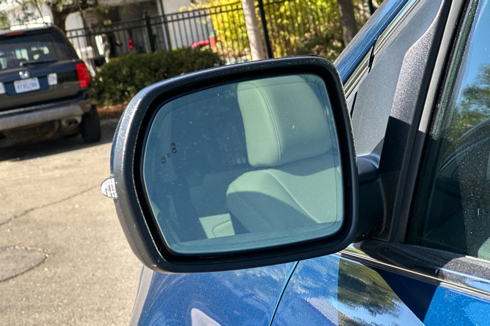 Used 2020 Ford Edge Titanium FWD image 53