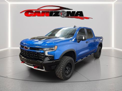 Used 2023 Chevrolet Silverado 1500 ZR2 w/ Technology Package AWD/4WD image 4