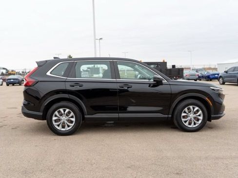 Used 2024 Honda CR-V LX image 8