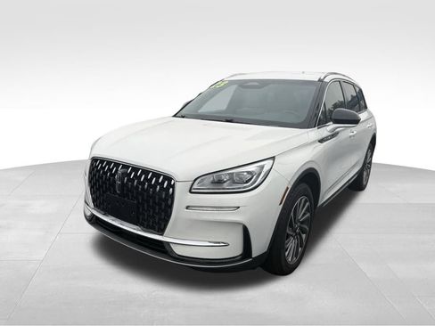 Used 2023 Lincoln Corsair Reserve image 4