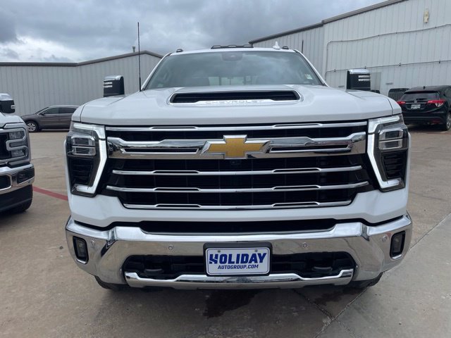 Used 2025 Chevrolet Silverado 2500 LTZ w/ LTZ Premium Texas Edition AWD/4WD image 9