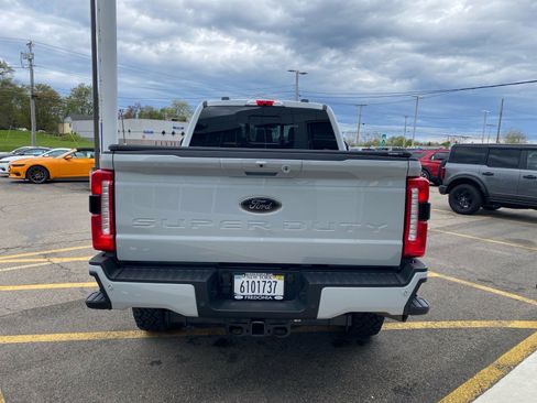 Used 2026 Ford F250 Lariat w/ Tremor Off-Road Package AWD/4WD image 4