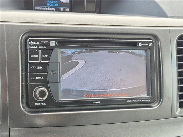 Used 2014 Toyota Sienna XLE FWD image 13