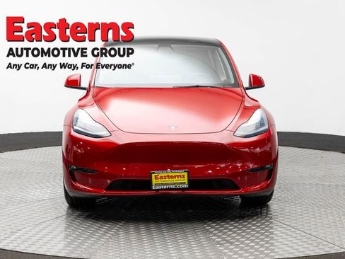 Used 2021 Tesla Model Y Long Range AWD/4WD image 2