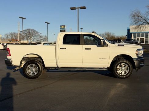 Used 2024 RAM 2500 Big Horn w/ Bed Utility Group image 8