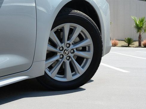 Used 2024 Toyota Corolla SE image 10