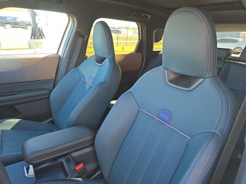 Certified 2025 MINI Cooper Countryman S w/ Comfort Package Max image 19