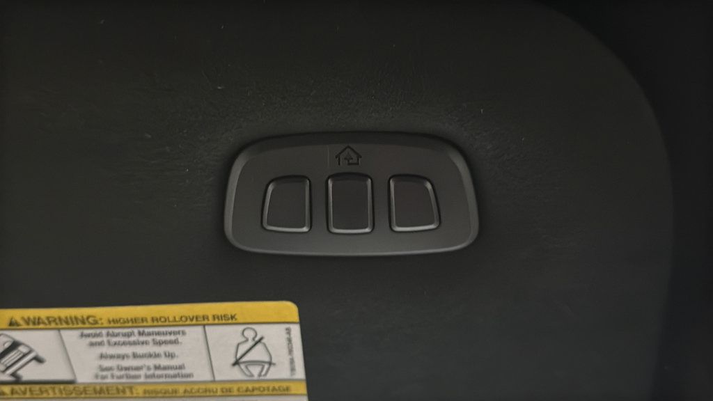 Used 2024 Lincoln Navigator L Black Label AWD/4WD image 35
