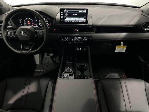 New 2025 Honda Pilot TrailSport image 13
