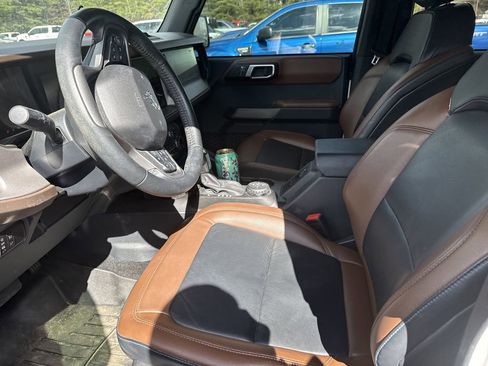 Used 2023 Ford Bronco Outer Banks image 8