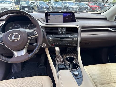 Used 2017 Lexus RX 350 FWD w/ Luxury Package image 16