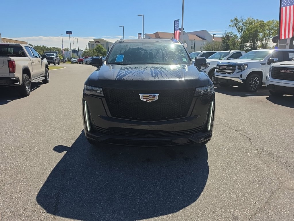 Used 2023 Cadillac Escalade Sport AWD/4WD image 2