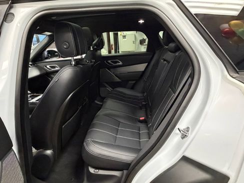 Used 2020 Land Rover Range Rover Velar R-Dynamic S image 23