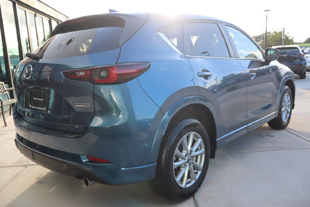 Used 2024 MAZDA CX-5 AWD 2.5 S w/ Select Package image 3