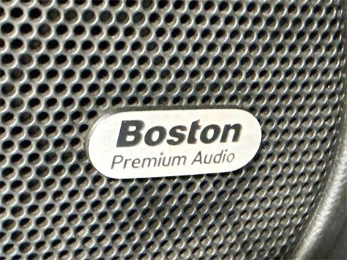 Used 2010 Chevrolet Camaro SS w/ RS Package image 21